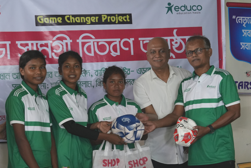 grupo-bangla-natacion.JPG