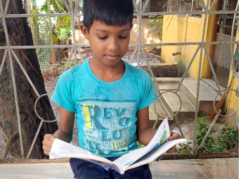 Pranav-libro.jpg Pranav-libro.jpg