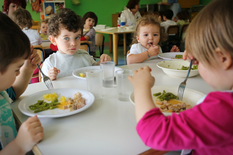 comedor-pilar.jpg comedor-pilar.jpg
