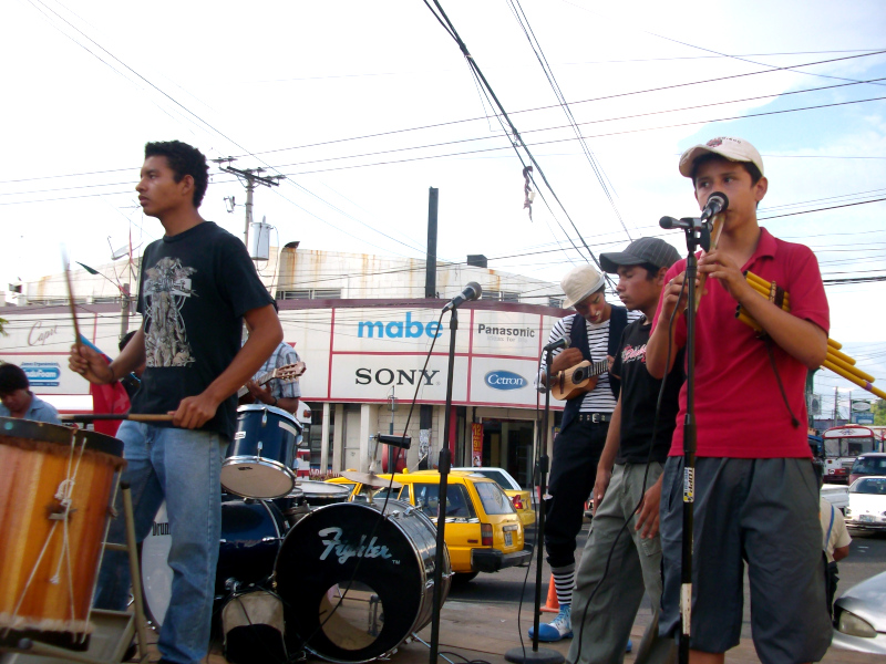 walter-musica-elsalvador.jpg