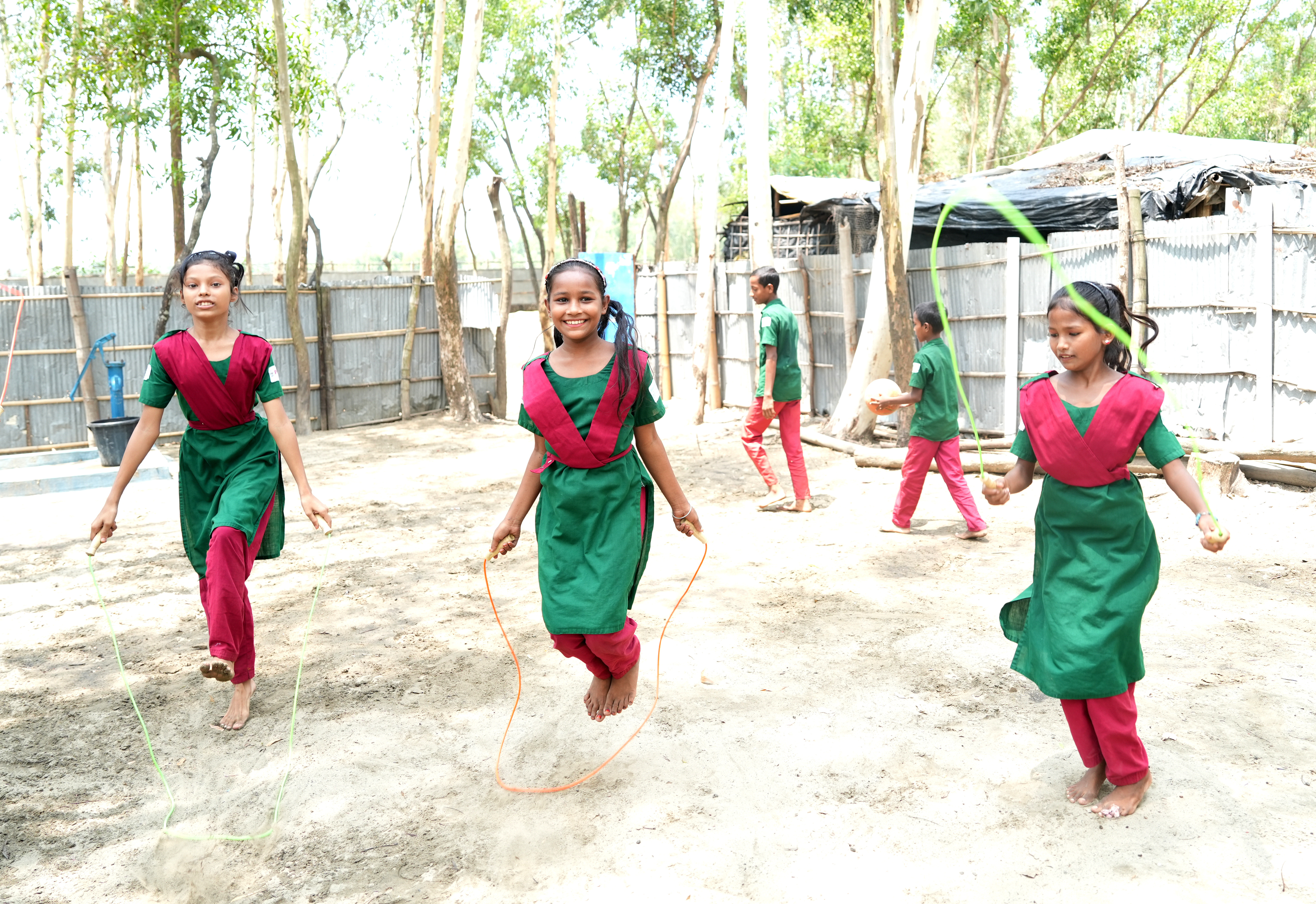 juegos-bangla-escuela.JPG